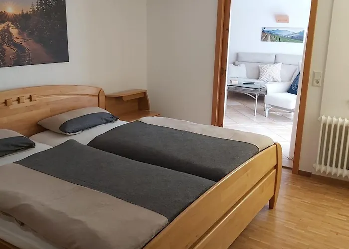 Paradiesken Am Berg *